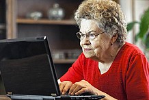 Une mamie britannique est tellement polie avec Google que la firme lui répond directement